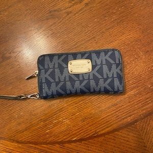 Michael Kors wallet